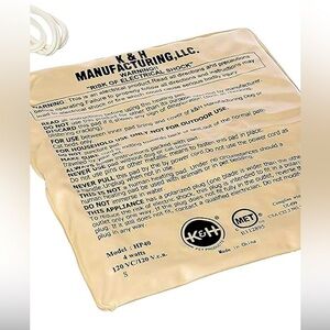 NWT: Heating pad for Small Dogs.